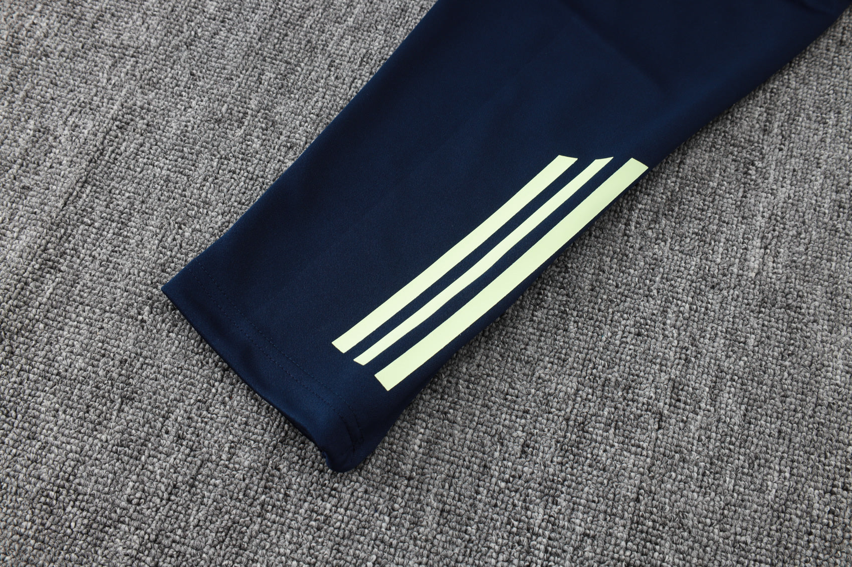 2025-26 Real Madrid Long zipper Light green training suit S-2XL