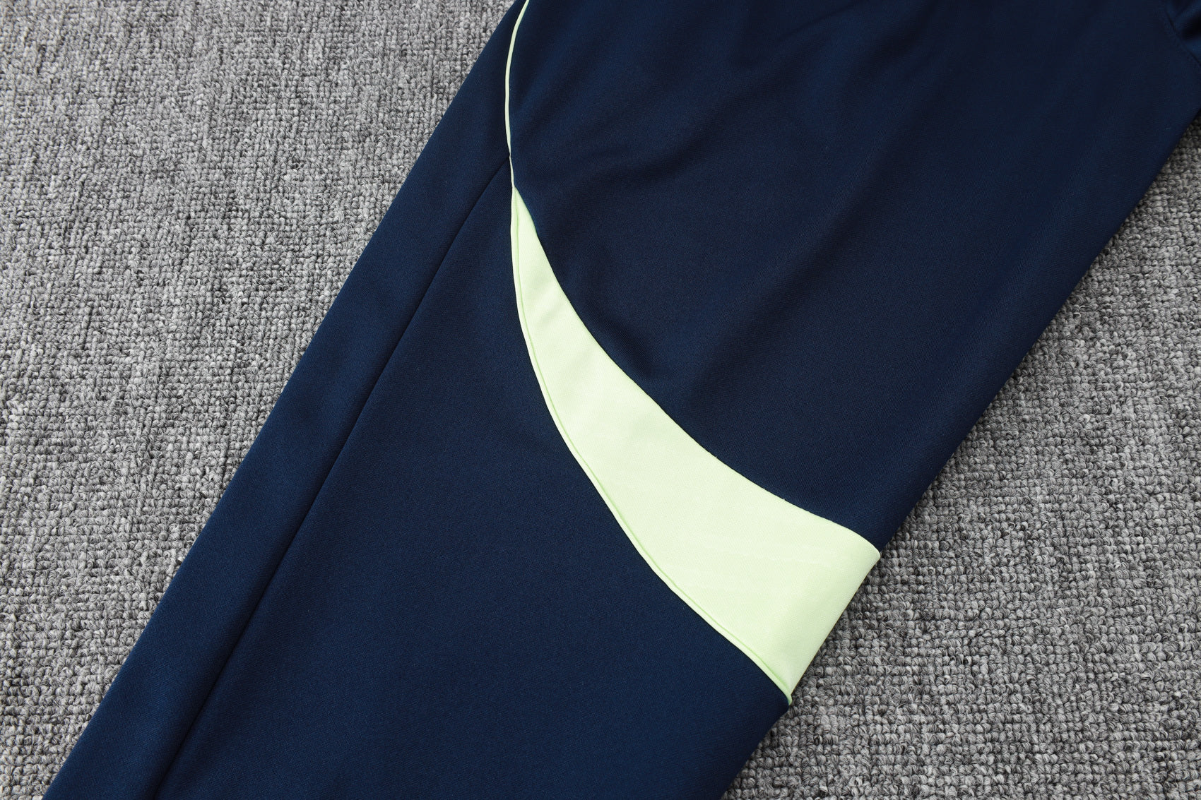 2025-26 Real Madrid Long zipper Light green training suit S-2XL