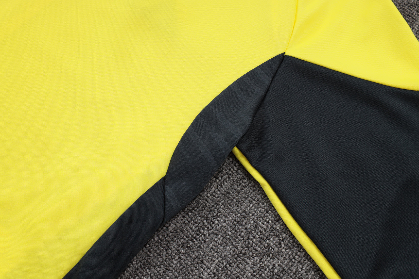 2025-26 Real Madrid Long zipper Yellow training suit S-2XL