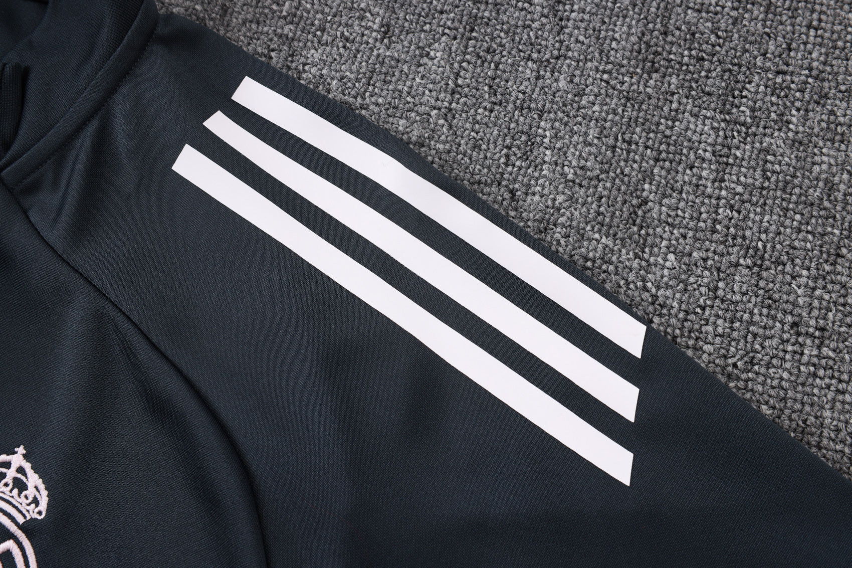 2025-26 Real Madrid Long zipper Dark gray (light pink text) training suit S-2XL