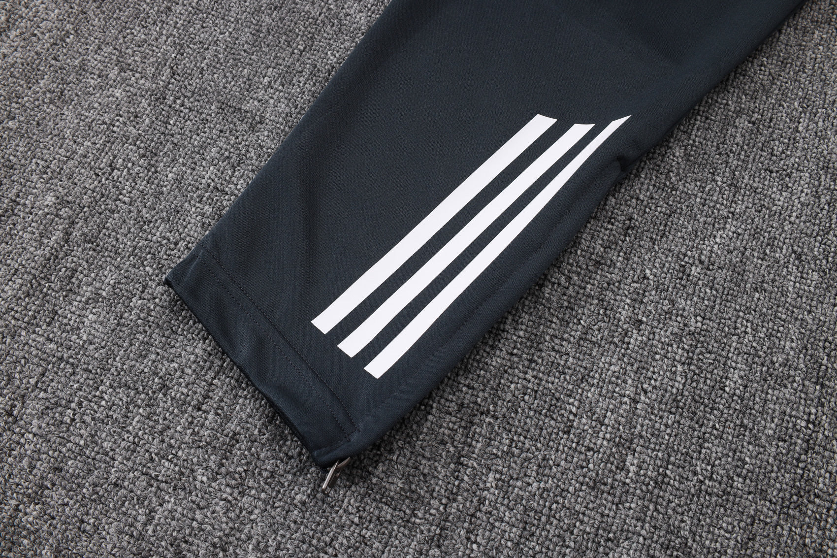 2025-26 Real Madrid Long zipper Dark gray (light pink text) training suit S-2XL