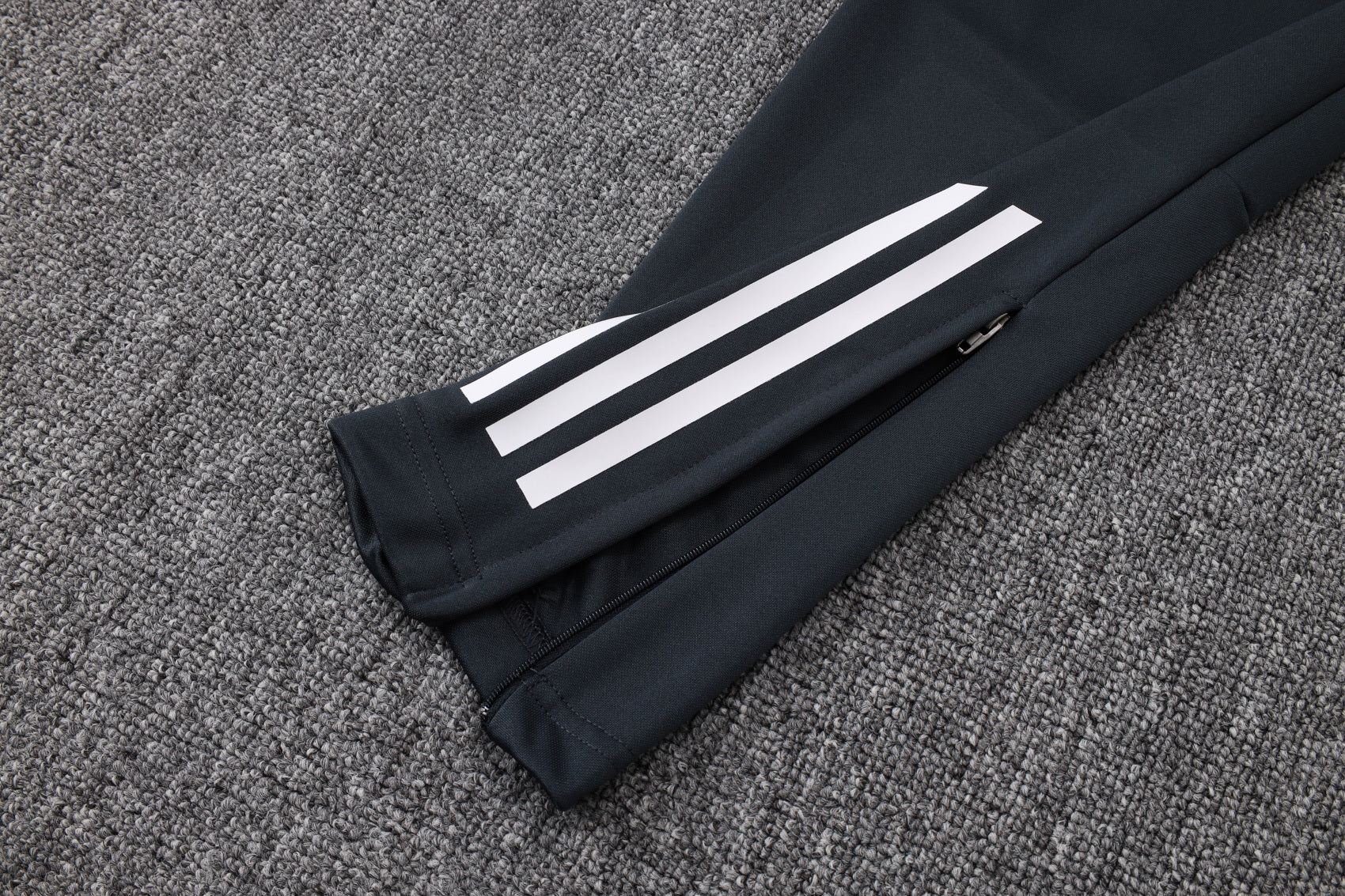 2025-26 Real Madrid Long zipper Dark gray (light pink text) training suit S-2XL