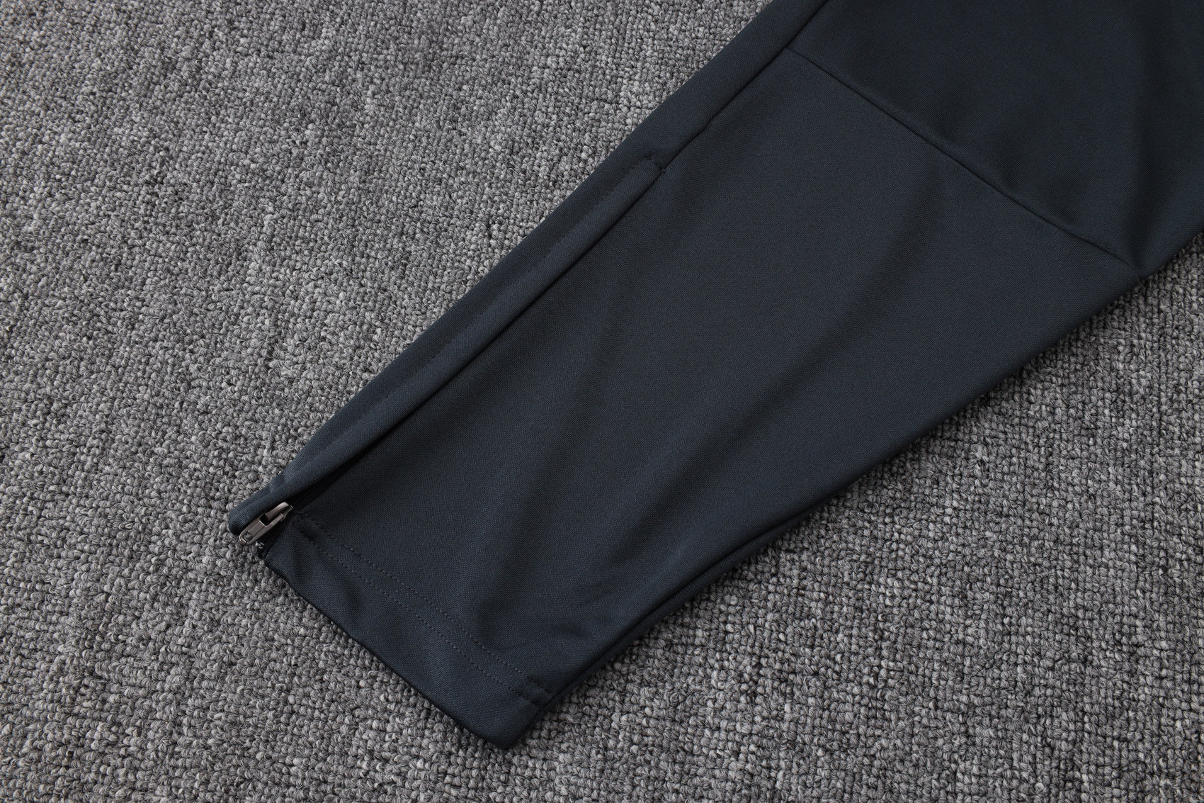 2025-26 Real Madrid Long zipper Dark gray (light pink text) training suit S-2XL