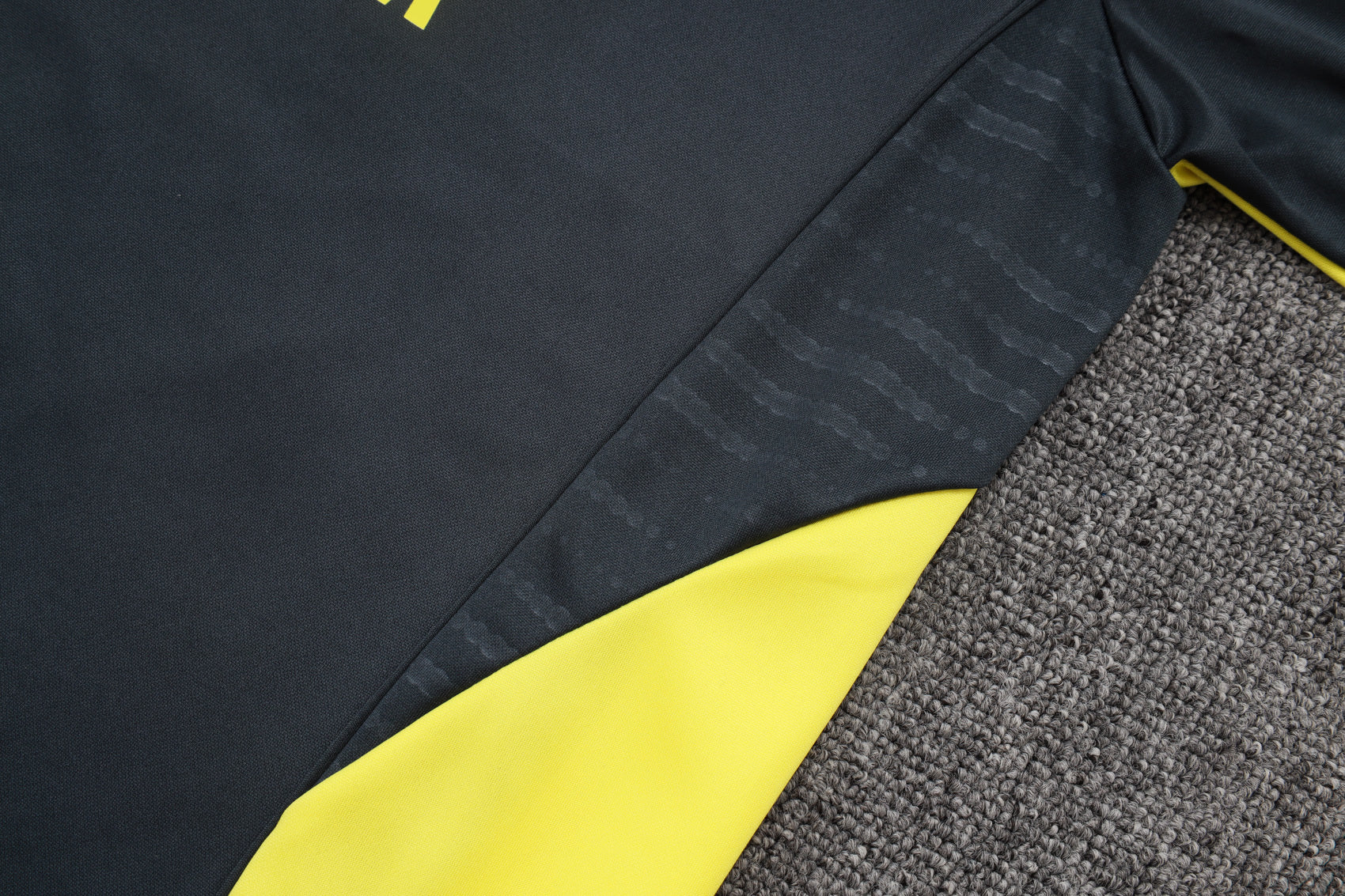 2025-26 Real Madrid Dark gray (yellow sleeves) Training Suit S-2XL