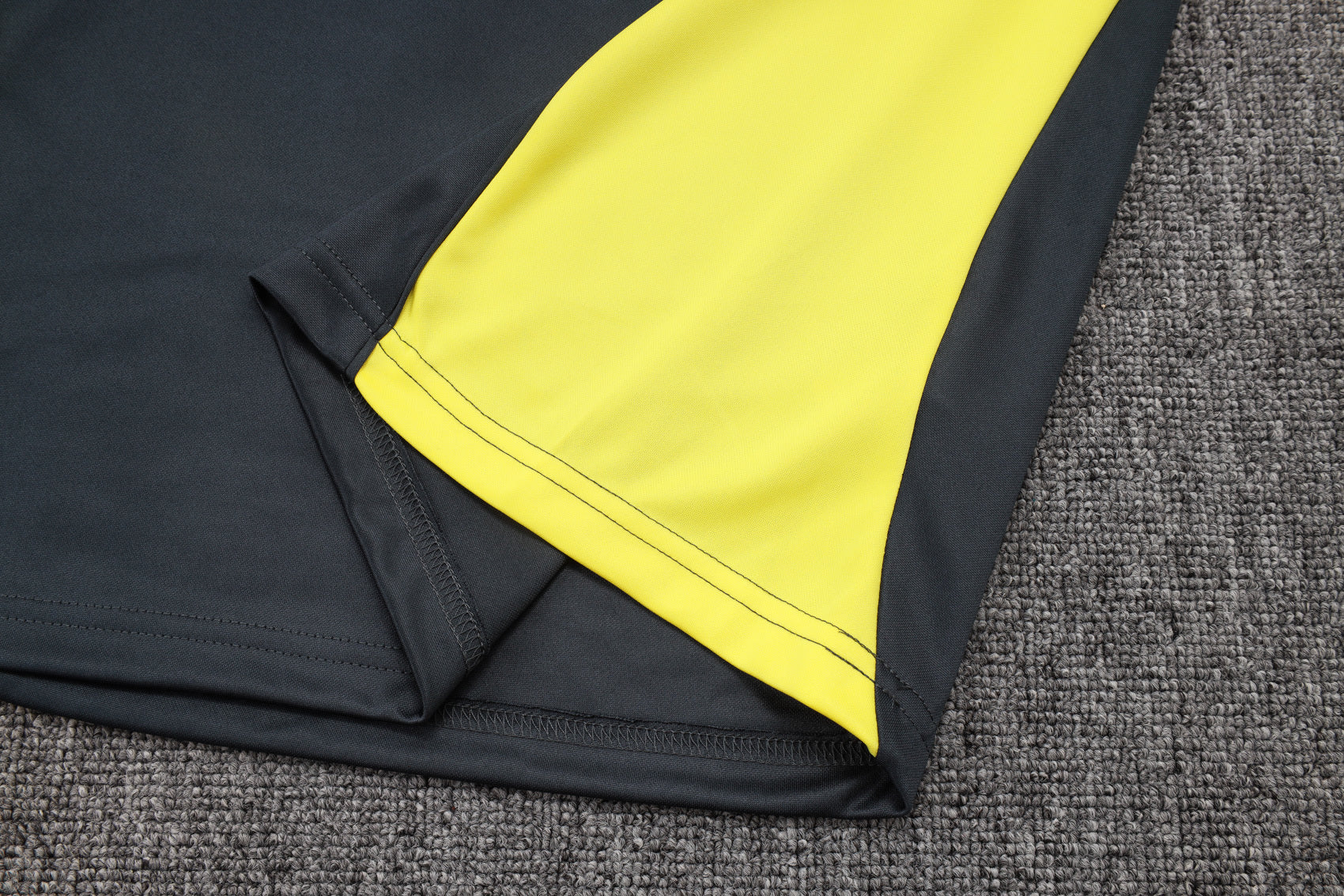 2025-26 Real Madrid Dark gray (yellow sleeves) Training Suit S-2XL