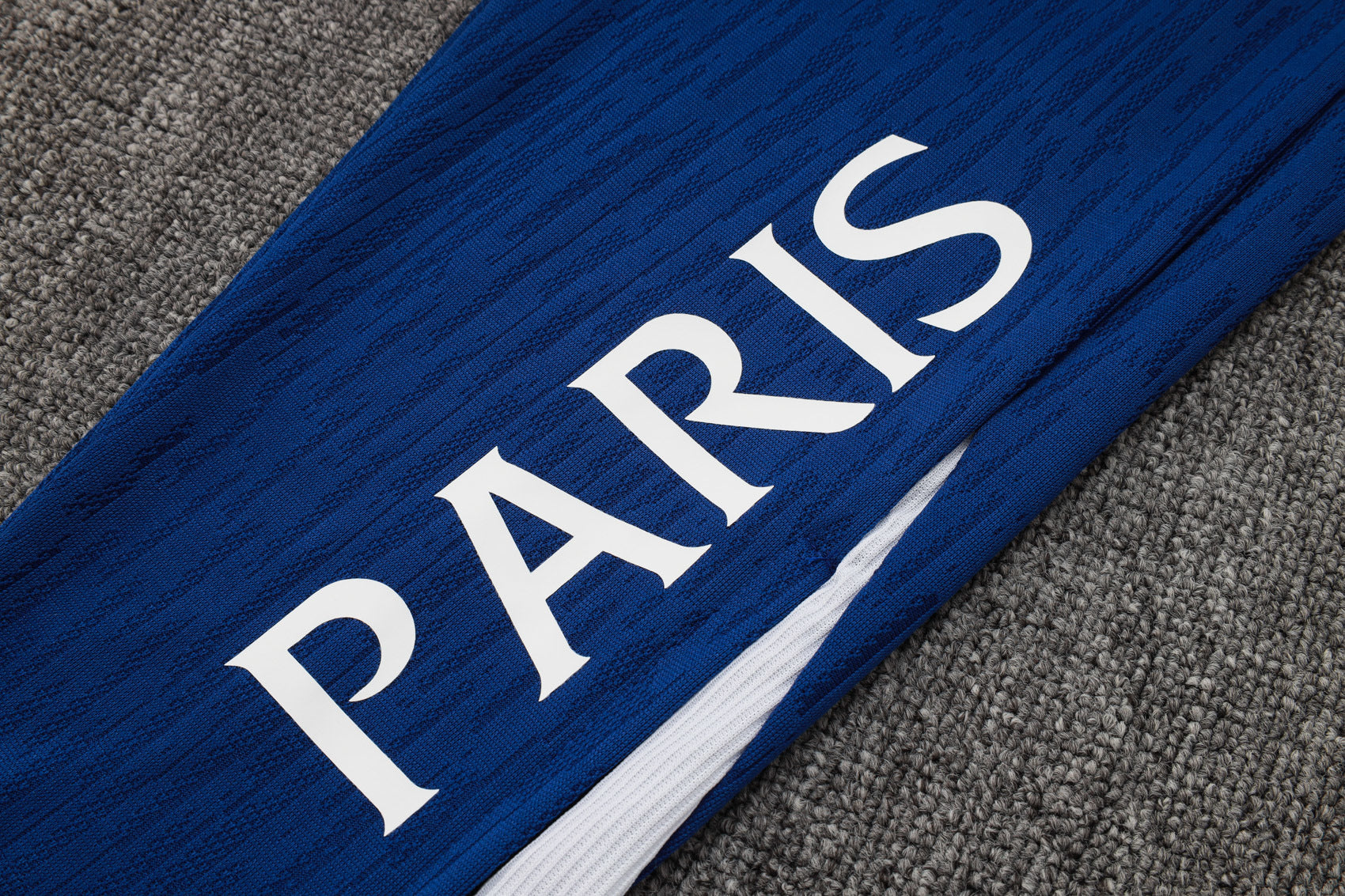 2025-26 Paris Red Training suit Adults Or Children