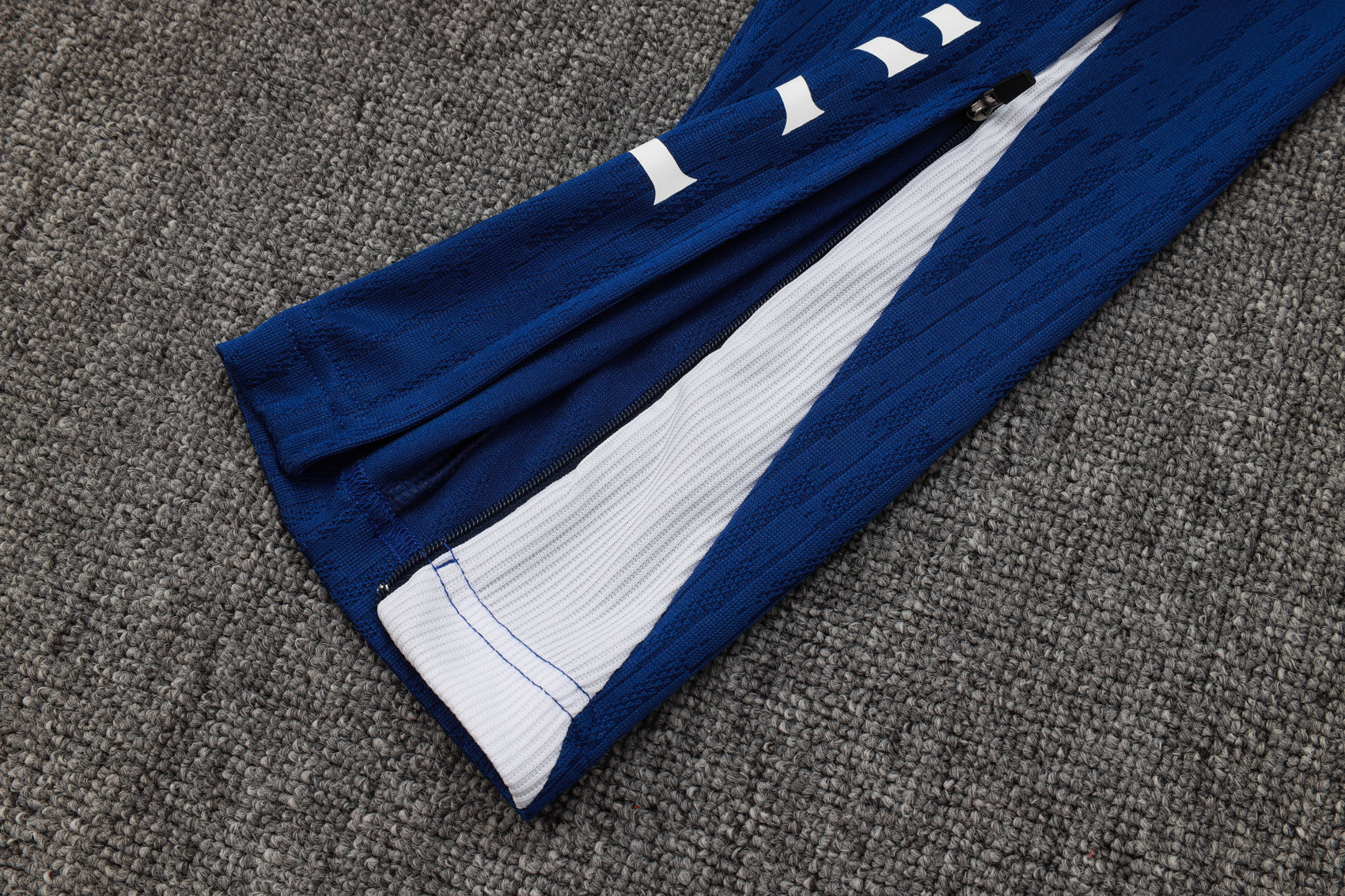 2025-26 Paris Red Training suit Adults Or Children