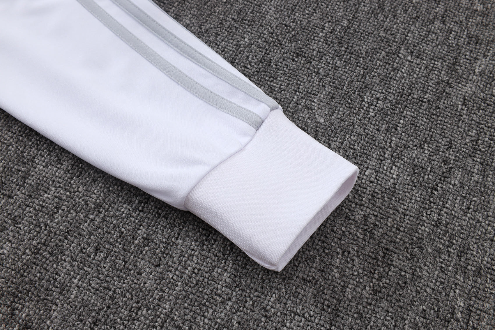 2025-26 Real Madrid Long zipper off-white gray training suit S-2XL