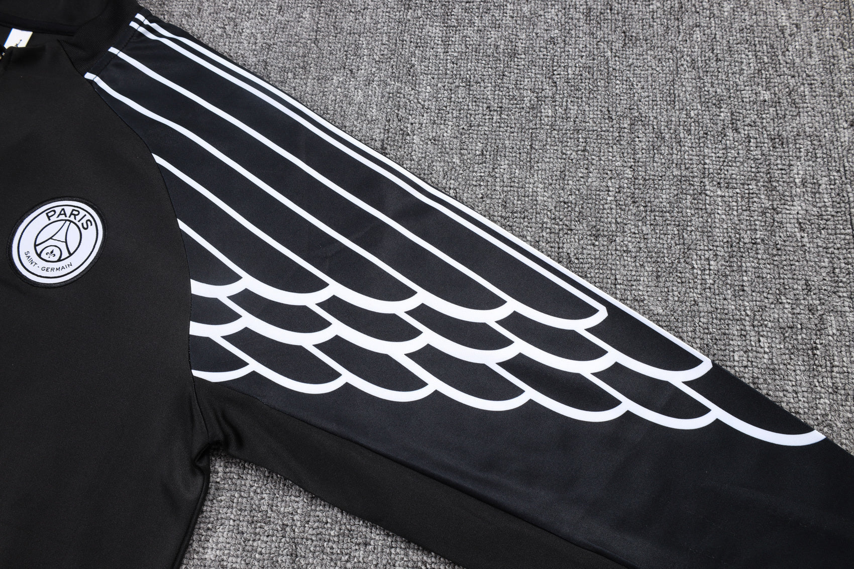 2025-26 Paris Black Training suit Adults Or Children