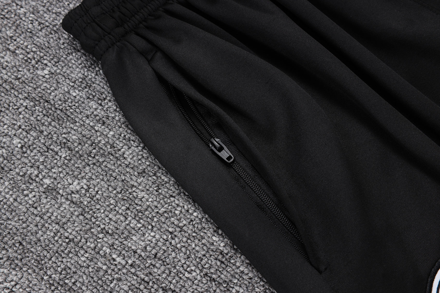 2025-26 Paris Black Training suit Adults Or Children