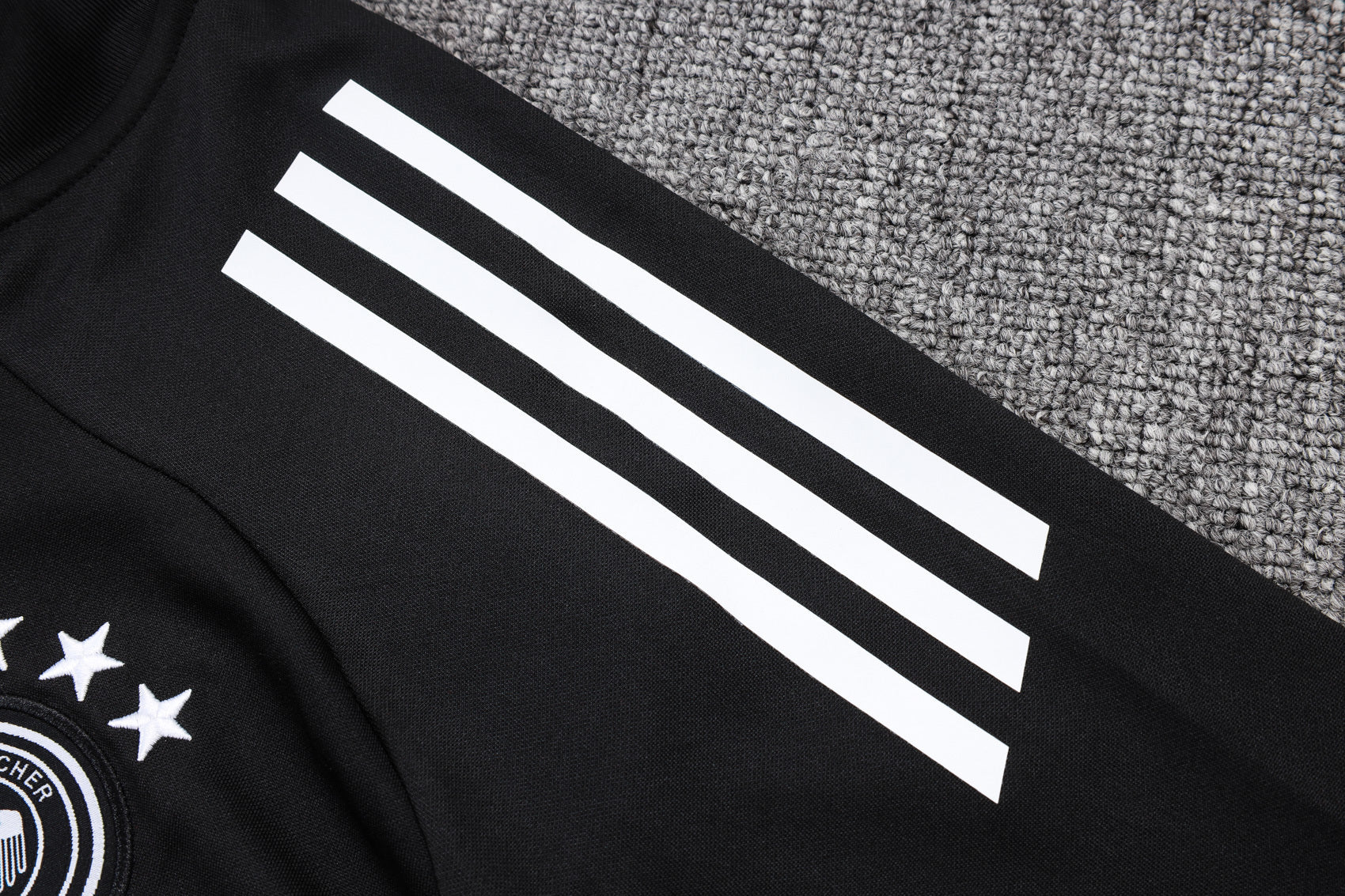 2025-26 Germany Black (four-star crest) Long zipper Training suit Adults Or Children