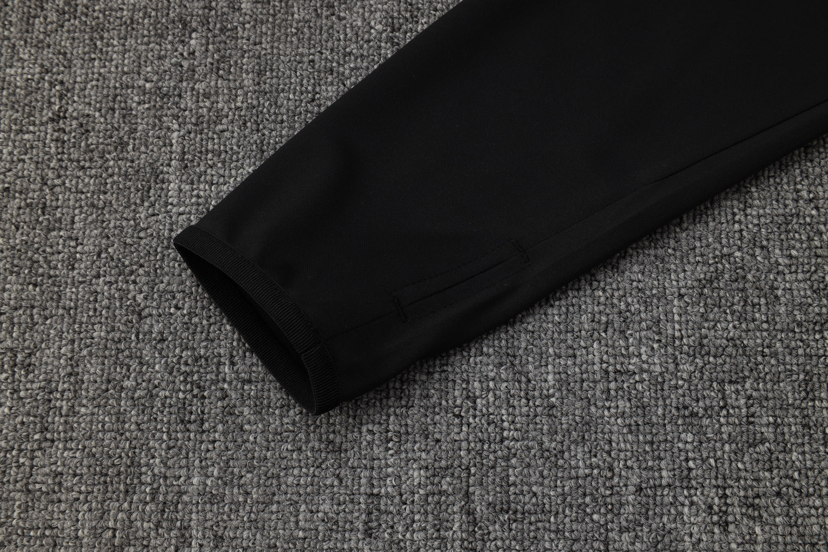 2025-26 Real Madrid Black training suit（White text)  Adults Or Children