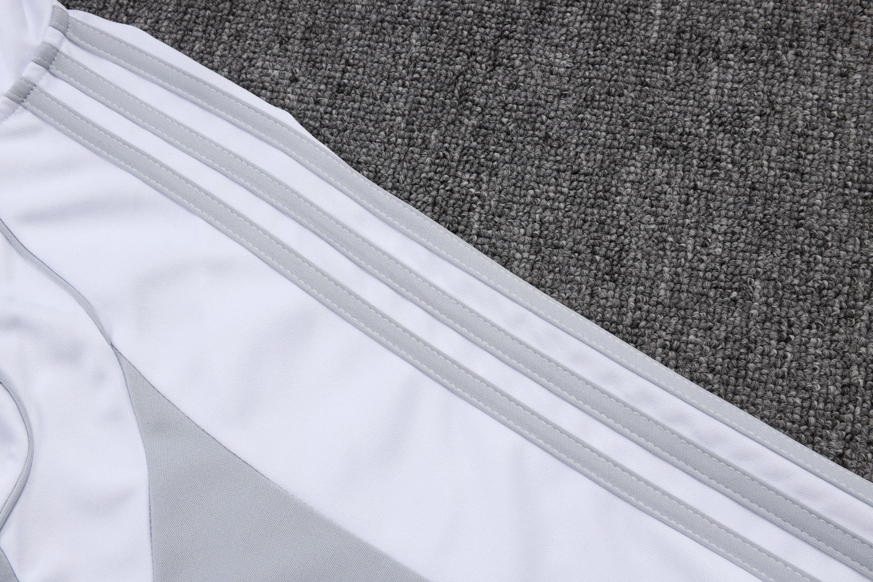 2025-26 Real Madrid off-white gray training suit S-2XL