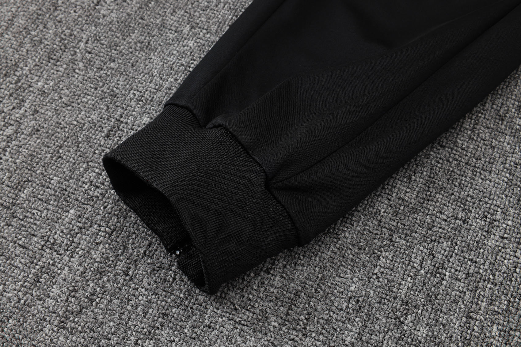 2025-26 Real Madrid Long zipper Black-Gold training suit S-2XL